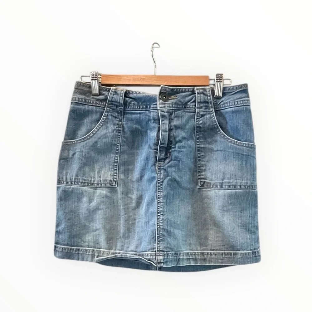 Saint John’s Bay Stretch Denim Mini Skirt with Built-In Shorts Size 10